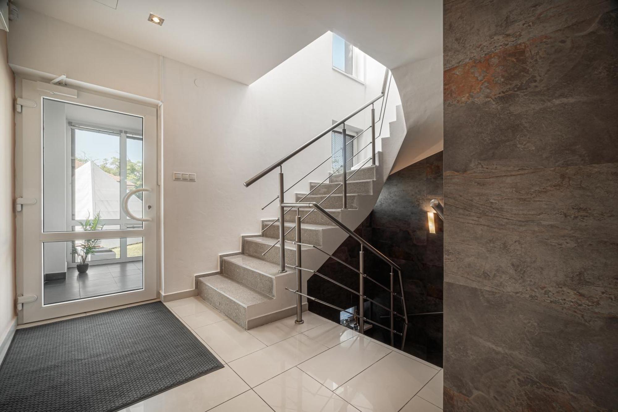 Apartments By Pyramid - Michal Bratislava Extérieur photo